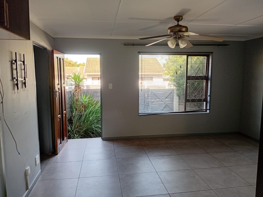3 Bedroom Property for Sale in Nahoon Valley Park Eastern Cape